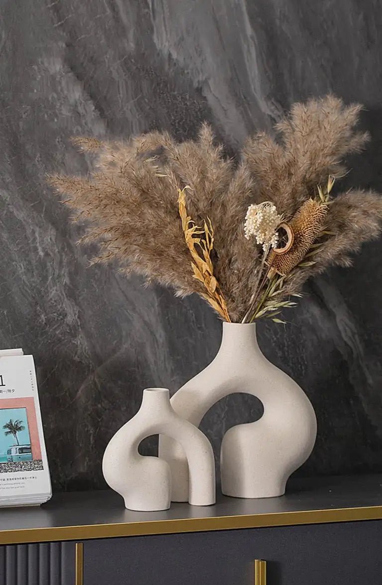 ceramic flower vase​